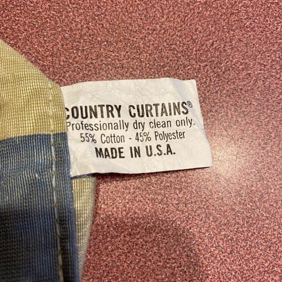 Plaid Country Curtains - Picture 4 of 4